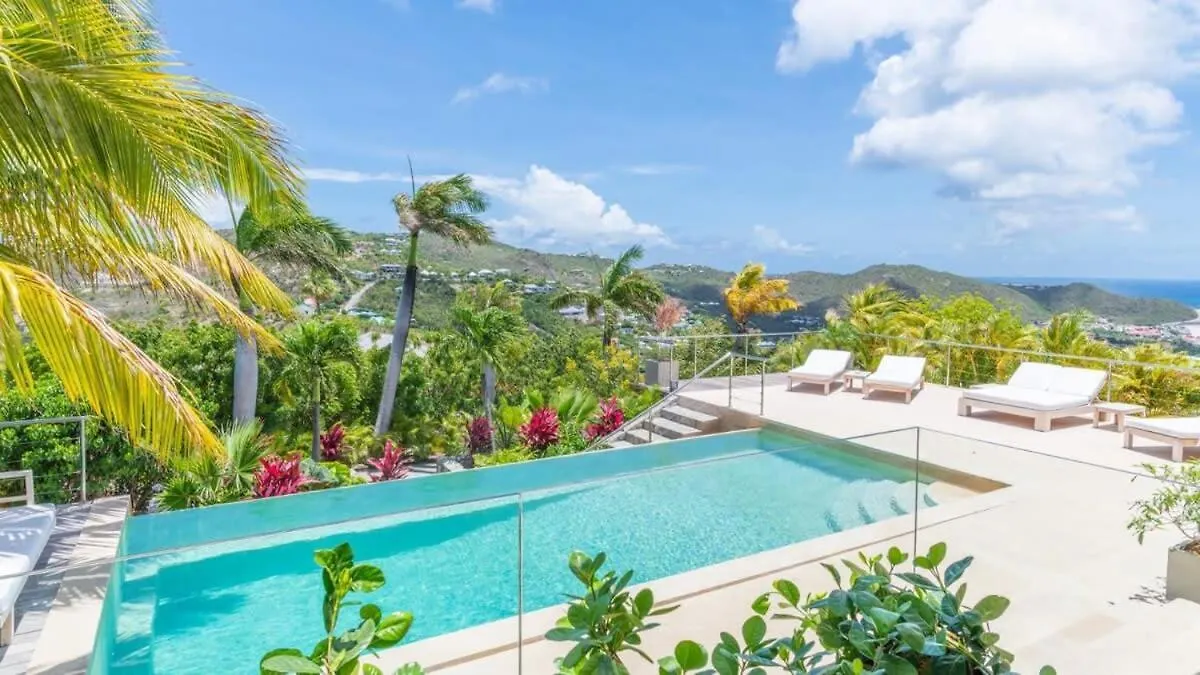 Tastefully Decorated Villa with Oceanview St. Barthelemy