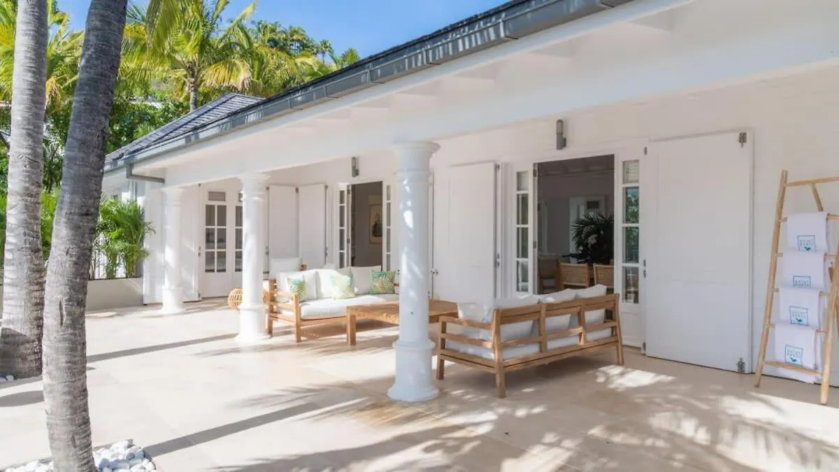 Tastefully Decorated Villa with Oceanview St. Barthelemy