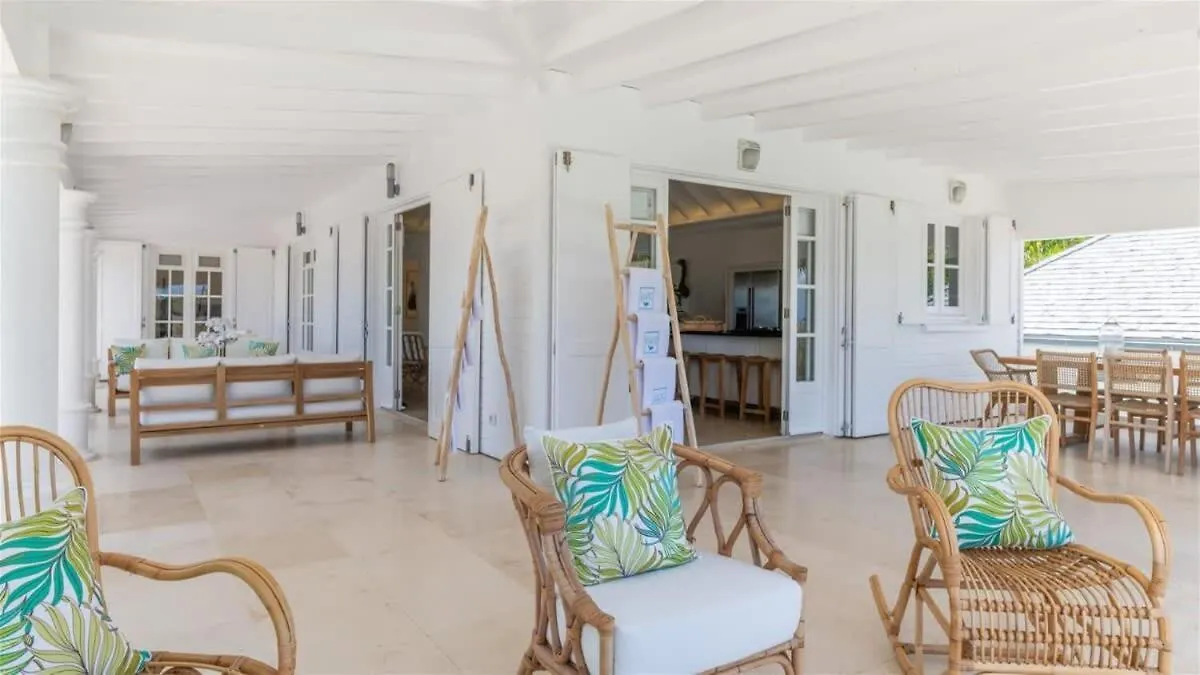 Tastefully Decorated Villa with Oceanview St. Barthelemy