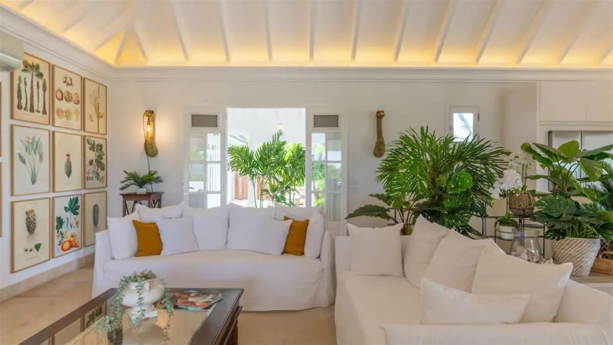 Tastefully Decorated Villa with Oceanview St. Barthelemy